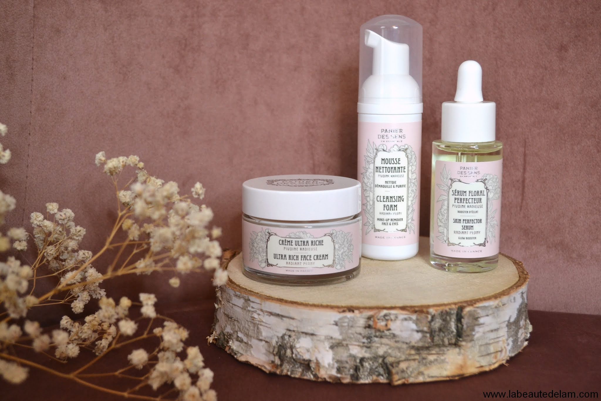 Elevate your relaxation with aromatherapy essentials featuring lavender and massage oils.